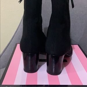 Heel boots